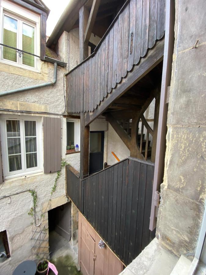 Le Puits Du Bourg Apartment Nevers Exterior foto