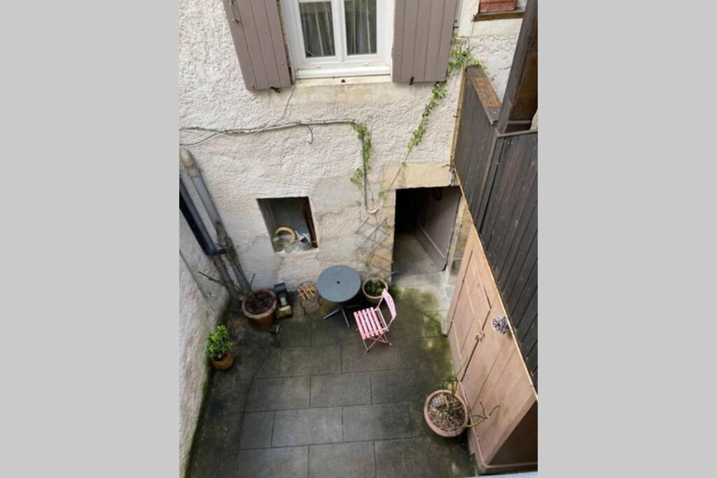 Le Puits Du Bourg Apartment Nevers Exterior foto